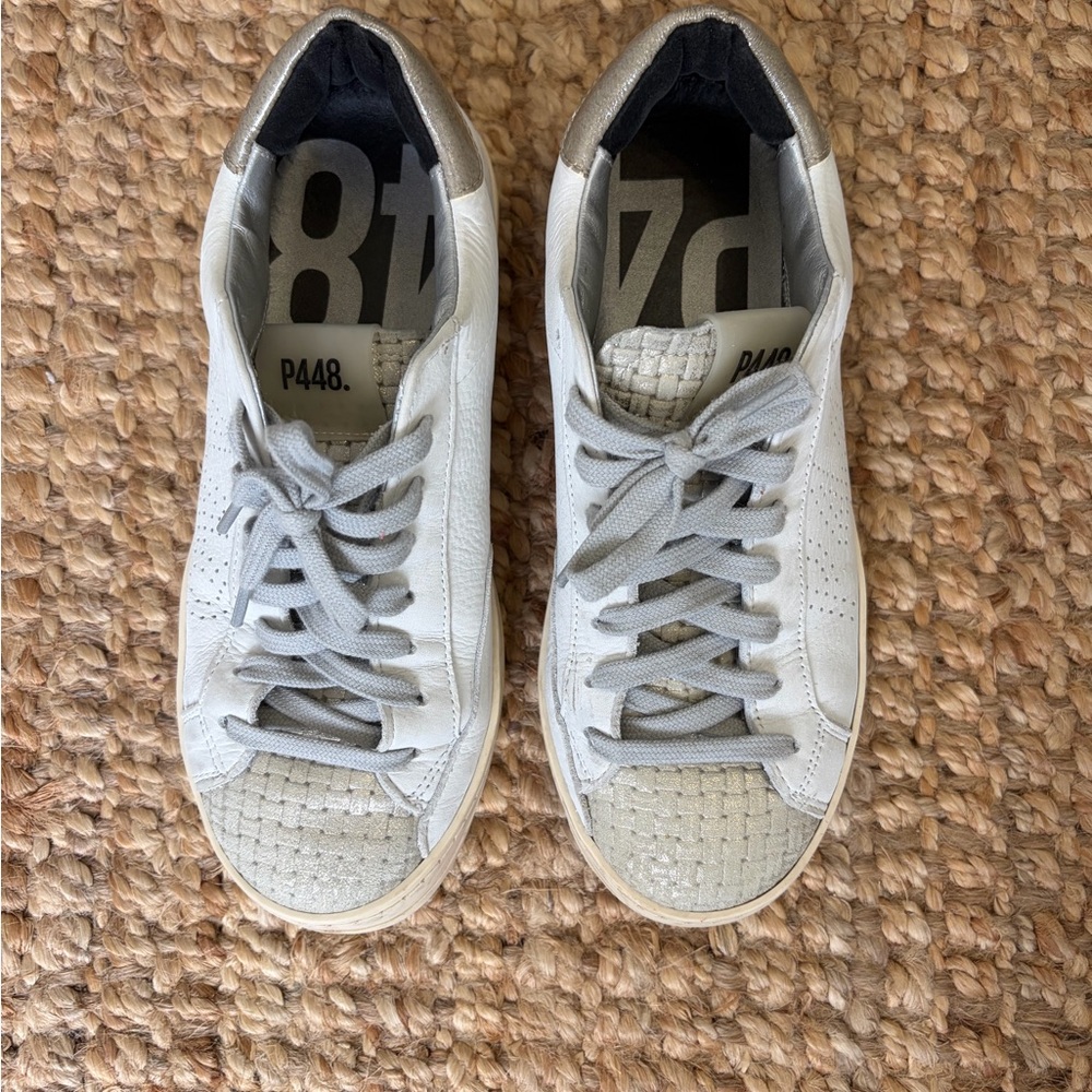 P448 woman’s White and Silver Sneakers